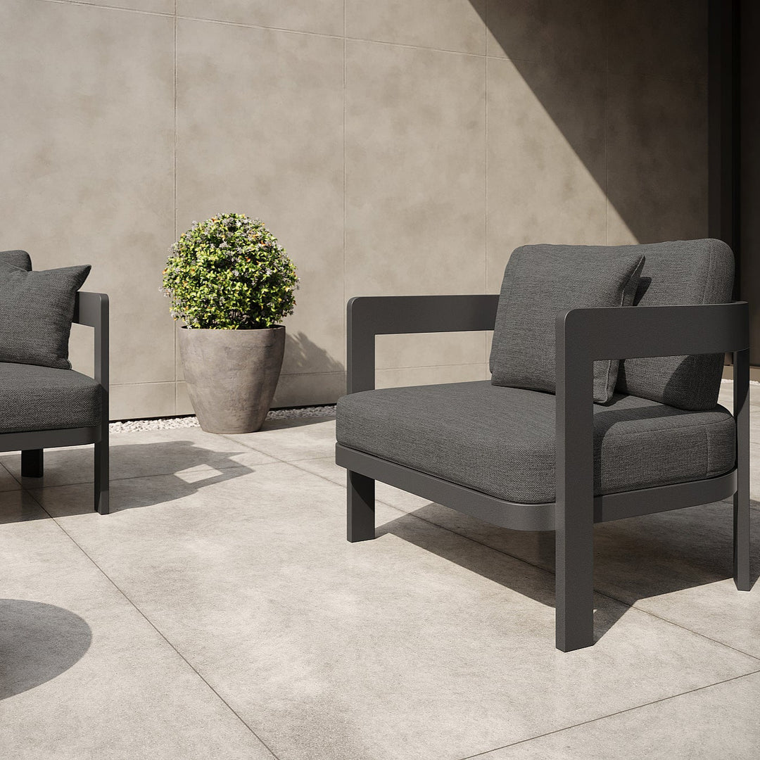 Domani loungeset in antracite (charcoal) aluminium en all-weather kussens showroommodel