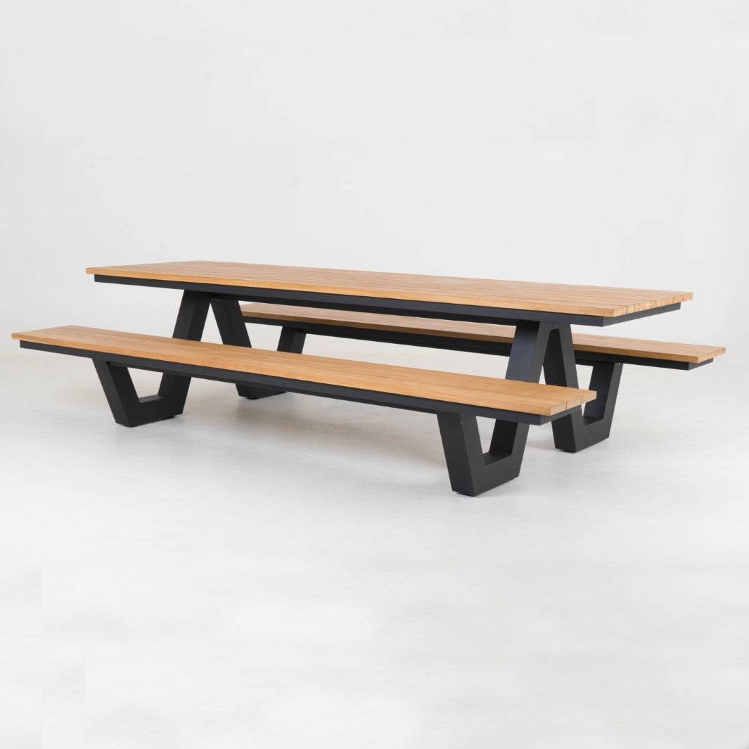 Capri Picnic Table