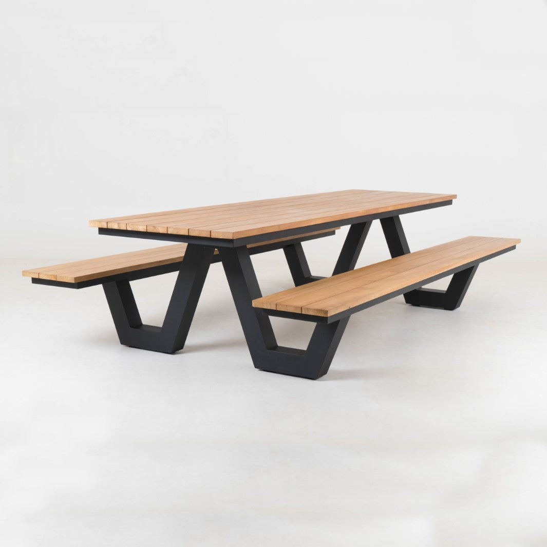 Capri Picnic Table